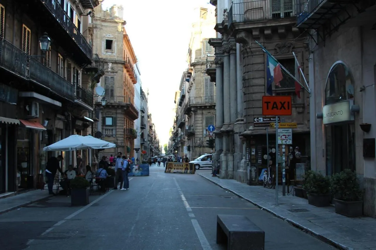 Dadi'S Home Lt Palermo Italy